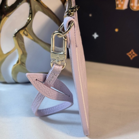 Louis Vuitton Lilac Neverfull Inside out Pochette - Picture 8 of 10